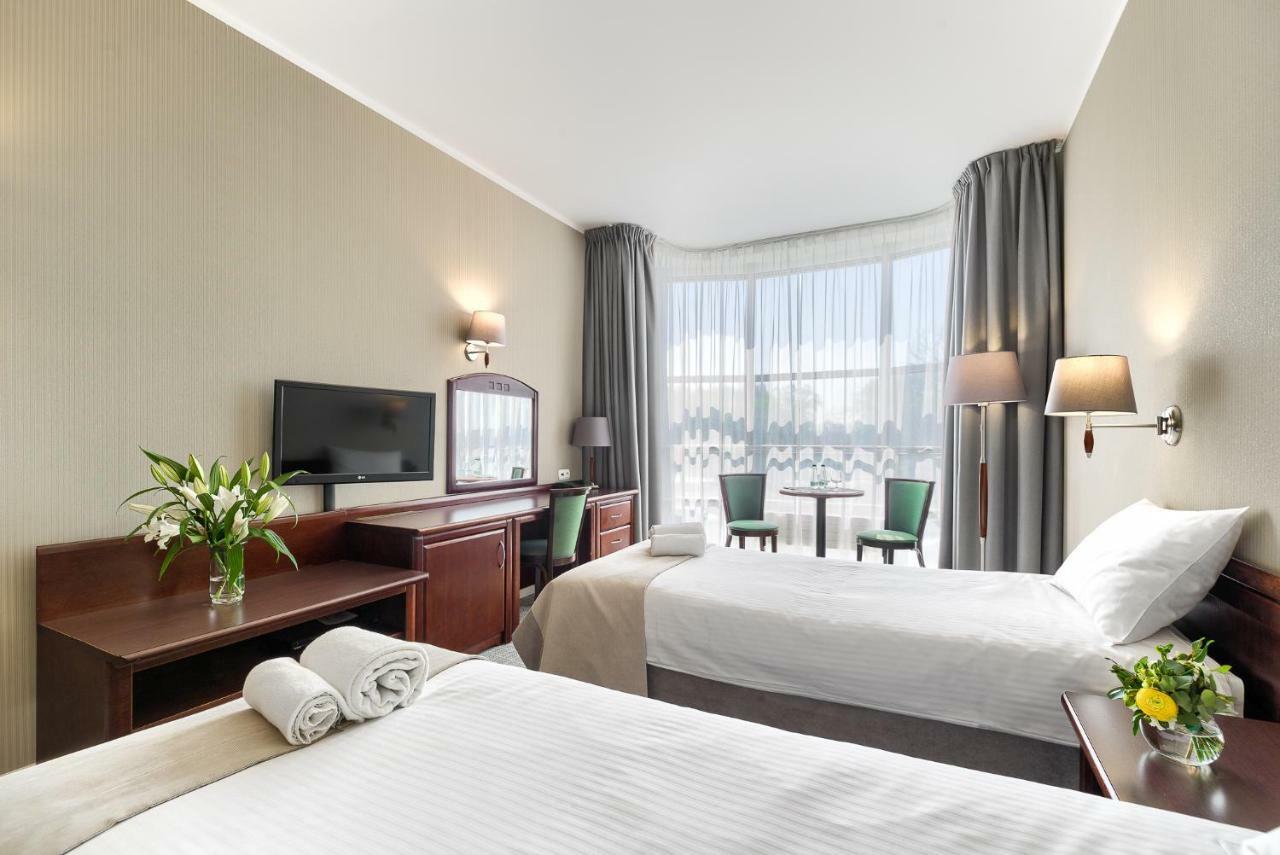 Hotel Olympic Wronki  Eksteriør billede
